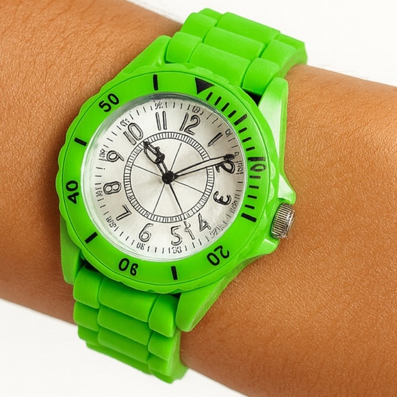 Geneva Green Silicone Strap Quartz Watch – Unisex - Picture 1 of 6